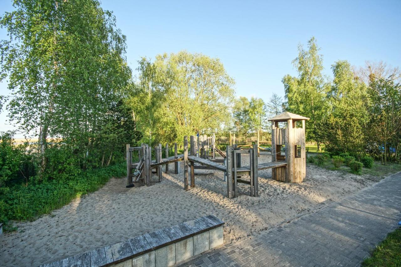 Ostseeferienhaus Oberes Apartment Mönkebude المظهر الخارجي الصورة